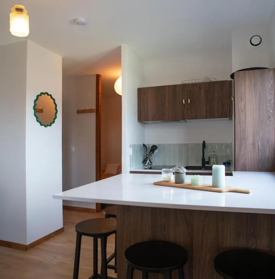 Апартаменты Appartement La Biche Комблу